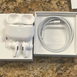 Airpod Pro 2 (MagSafe Charging Case)