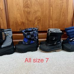 Multiple Sizes of Kid’s Snow Boots