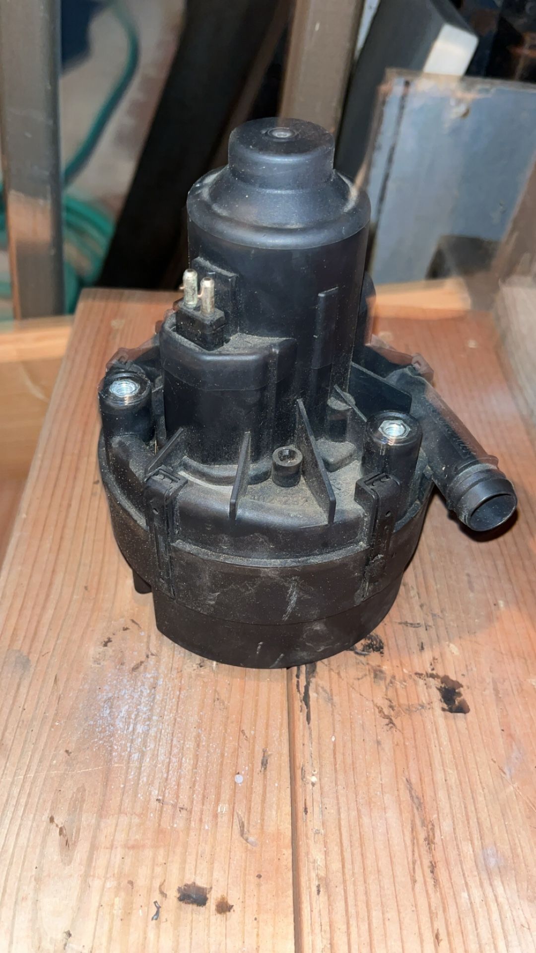 Audi part 