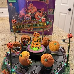 Lemax Spooky Town~ Pumpkin Tilt-N-Hurl