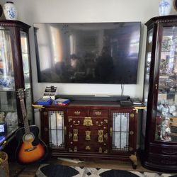 Rosewood Curio Towers