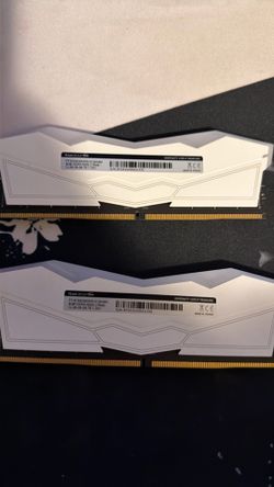 Team Group 16GB (2 x 8GB) 288-Pin PC RAM DDR5 6000 (PC5 48000) Memory Model FF4D516G6000HC38ADC01