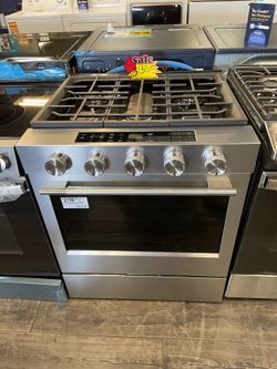 KitchenAid Gas Stove Read Description