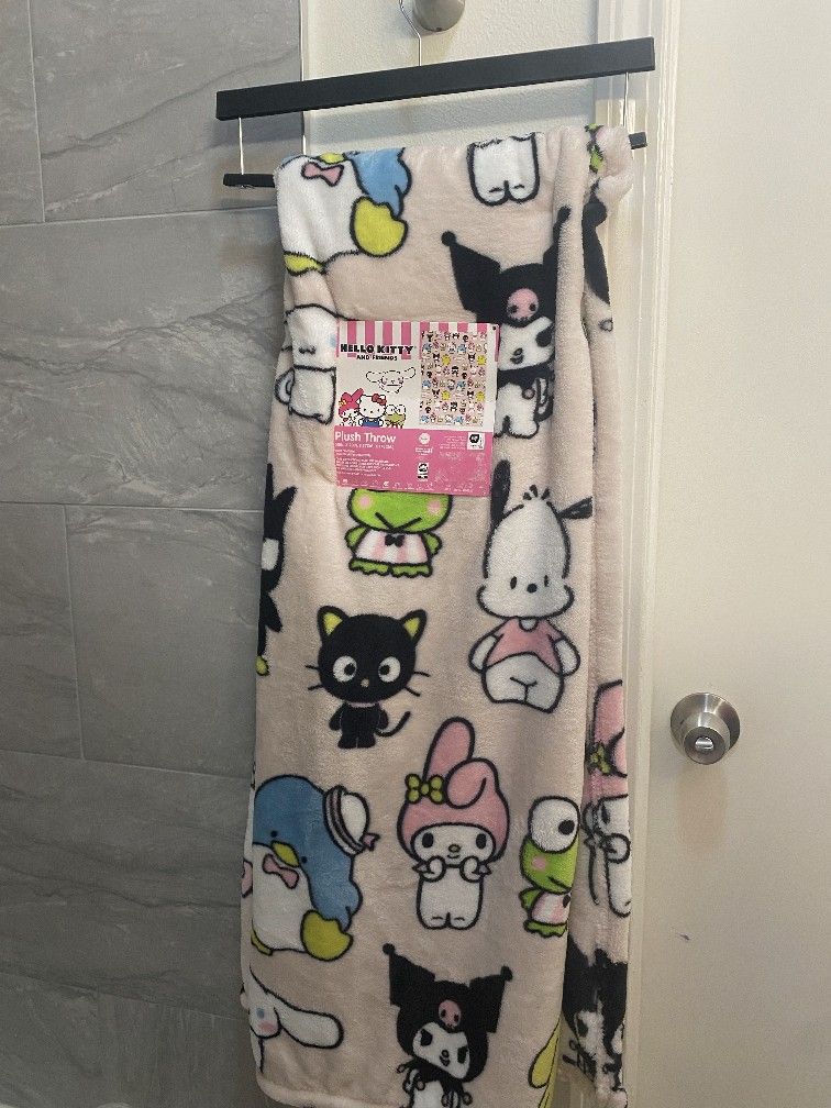 Hello Kitty Blanket