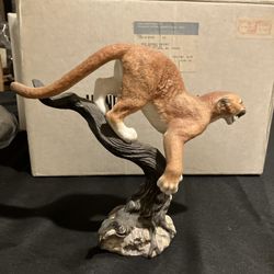 Franklin Mint The Defender Original Piece Cougar Porcelain Sculpture 