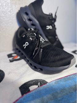 Men’s OnCloud surfers