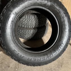 265/65R18 Cooper Dyscoverer 2)30%Life 2)45% Life