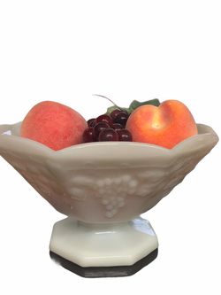 Vintage Anchor Hocking Fruit Bowl