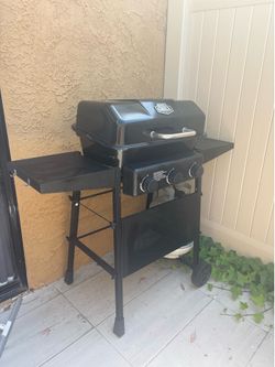 Expert Grill 3-Burner Propane Gas Grill with Propane tank