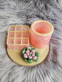 Makeup/brush Holder