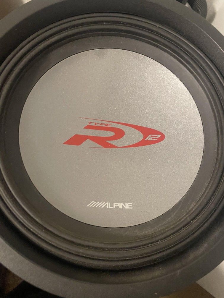 (2) 12" Alpine Type Rs W/box