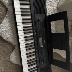 Yamaha Keyboard