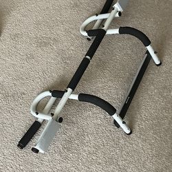 *FREE* Pull-up/Push-up Bar