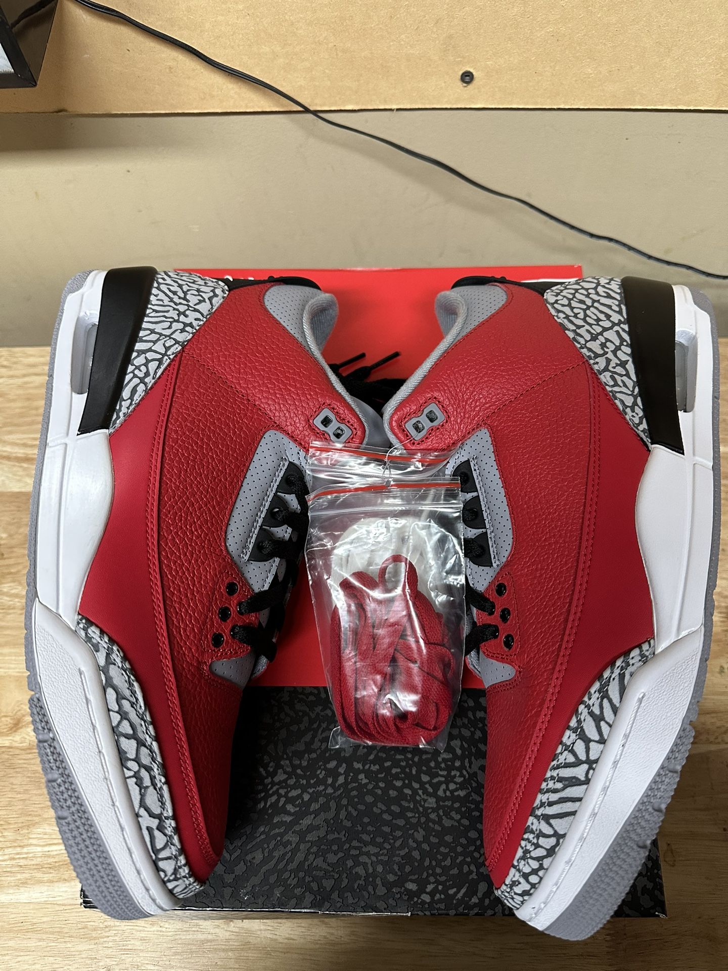 SE UNITE 3’S DEADSTOCK OBO