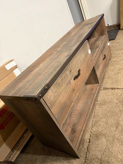 TV/Media console center table