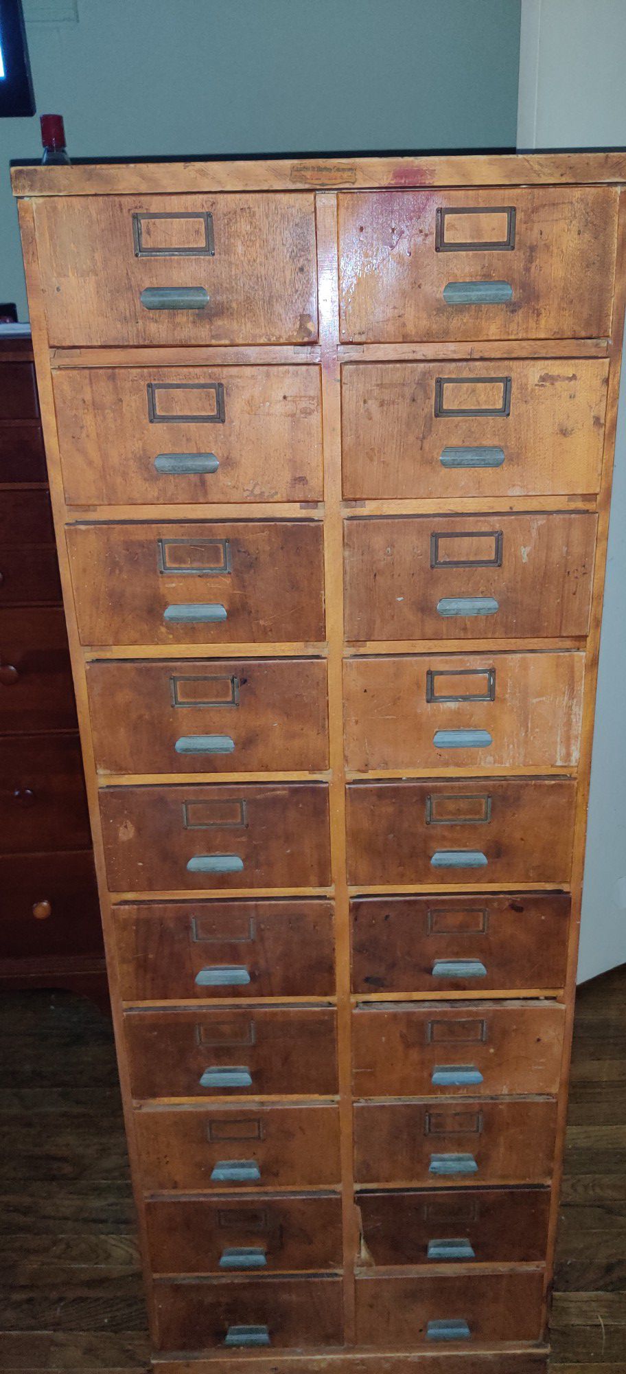 Antique catalogue box