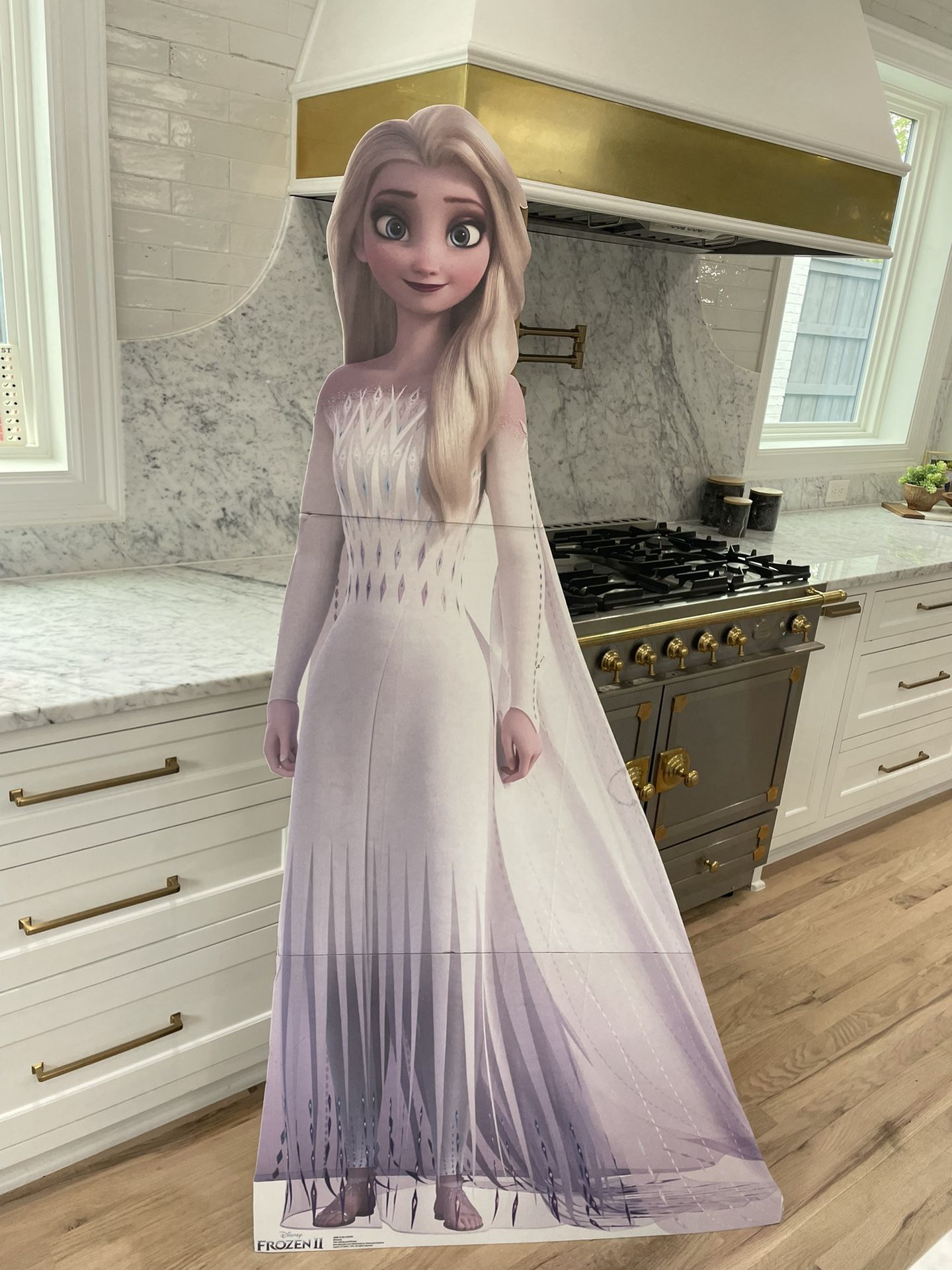 Elsa in Epilogue Gown Life Size Cardboard Cutout Standup - Disney's Frozen II