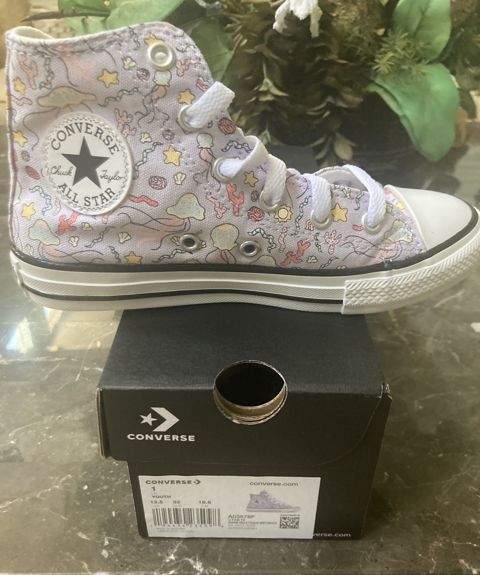 Converse Youth Size