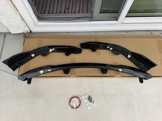 Universal Rear Spoiler Set – Black & Gray