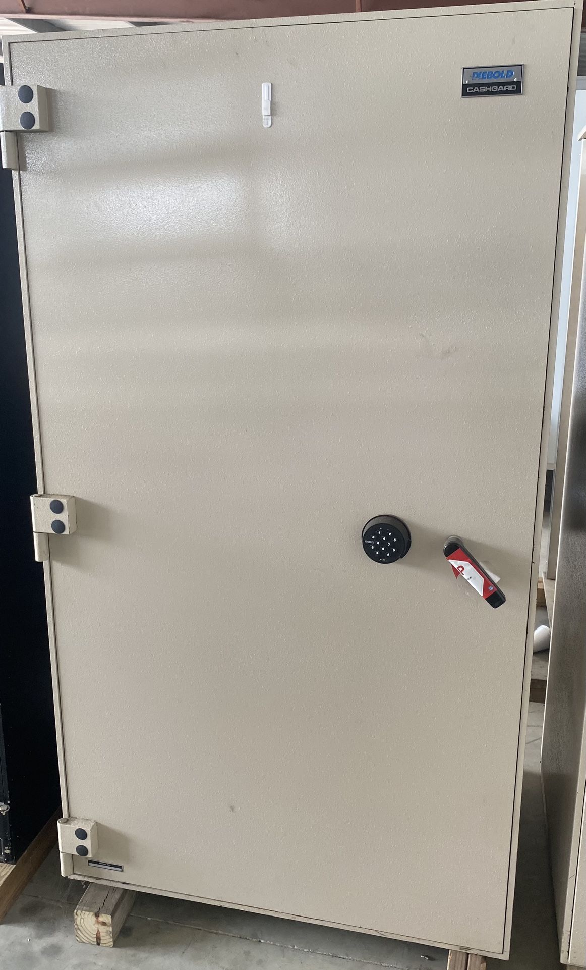 Diebold Cashguard Safes
