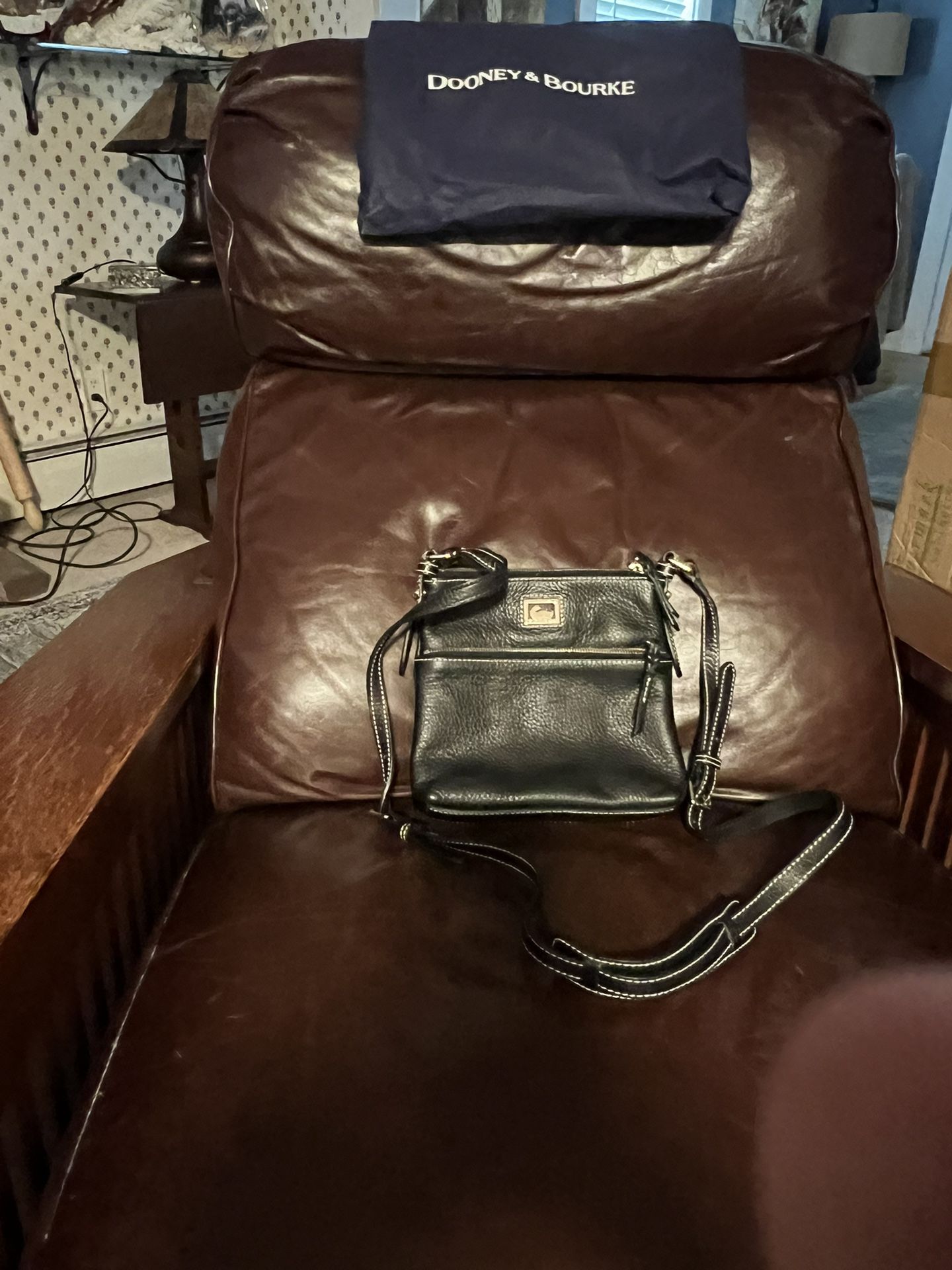 Dooney & Bourke