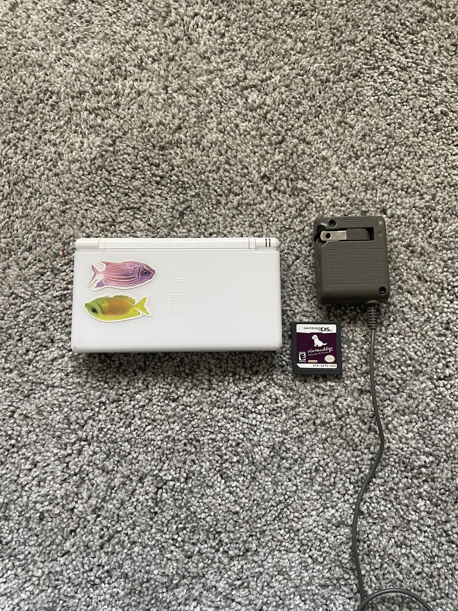 White Ds Lite With Game !