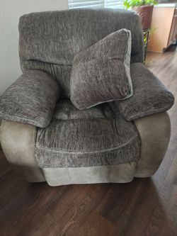 Gray Fabric and Leather Recliner Chair