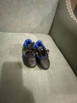 Soccer shoes for kids