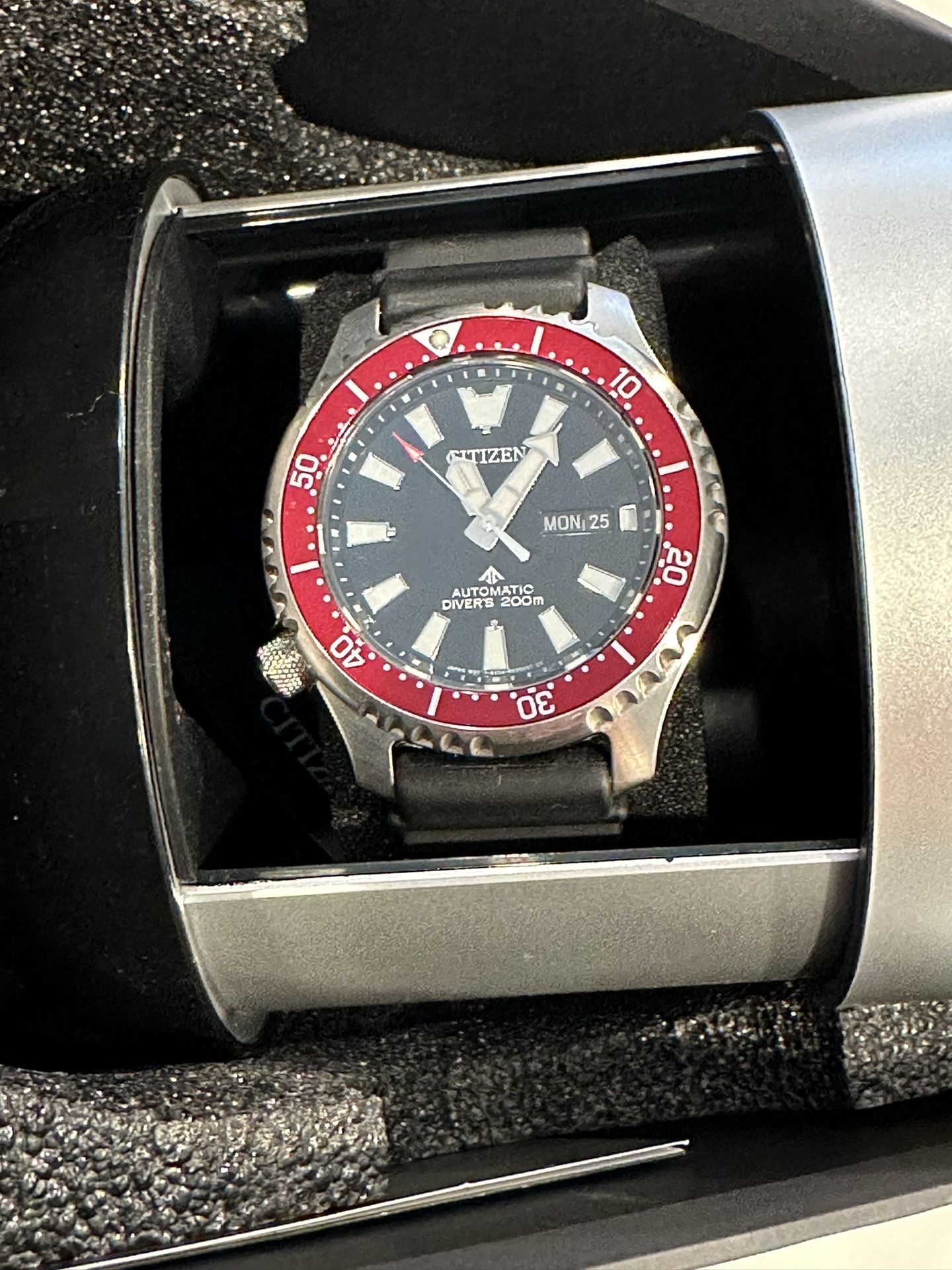 Citizen ProMaster Automatic 200 Diver**