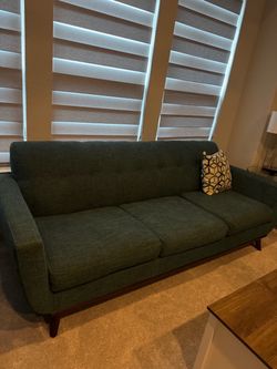 2 Couch Matching Set