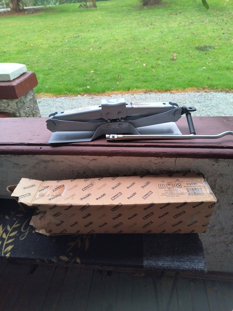Pro-Lift Grey Mechanical Scissor Jack-NEW
