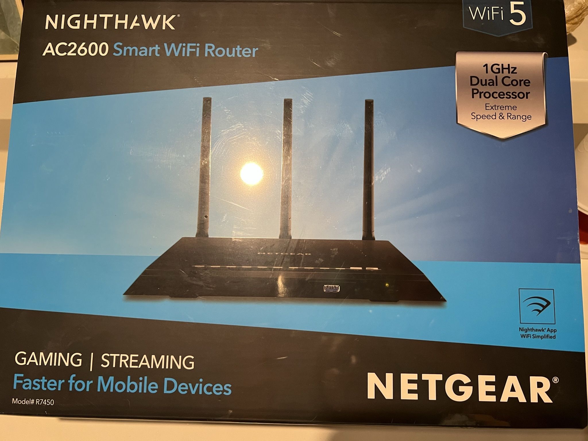 NEW Netgear Nighthawk Smart WiFi Router AC2600