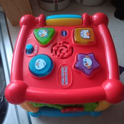 VTECH ACTIVITY CUBE