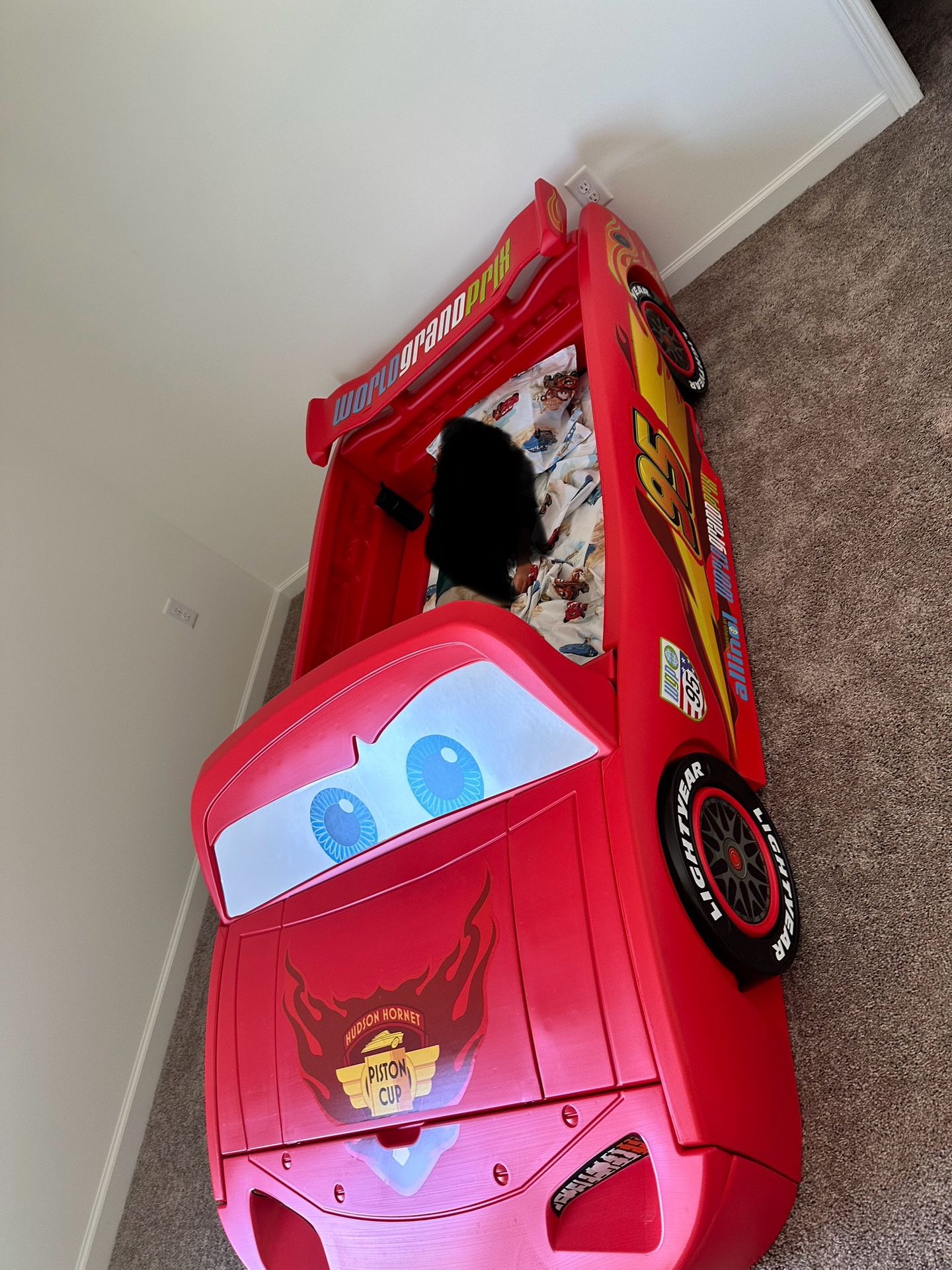 Lighting McQueen Toddler Bed (new In Box)