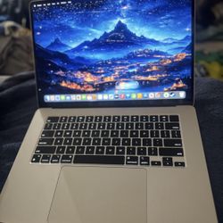 MacBook Air M3 Model