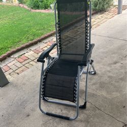 Lightweight Folding Outdoor Chair/Recliner