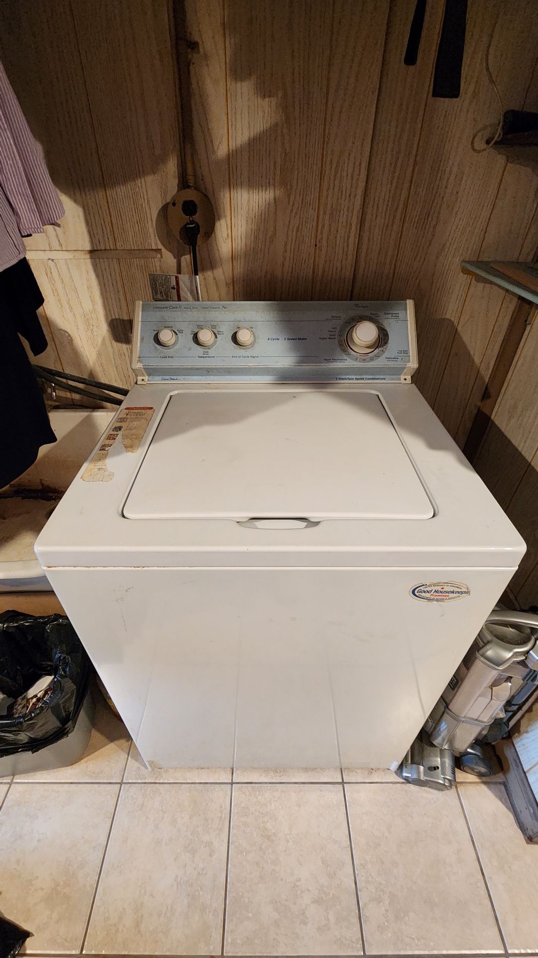 Whirlpool Ultimate Care II Washing Machine(LSQ8243H)