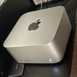 M2 Max Mac Studio 