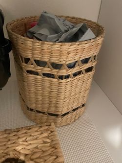 Basket weave Bathroom Trash Bin and Tissue Holder