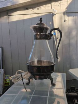 Vintage Sheridan Silver Co. glass carafe electric warmer base with jar.