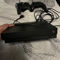 Xbox One X 