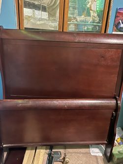Twin bed