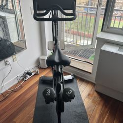 Peloton Bike - Great condition!!