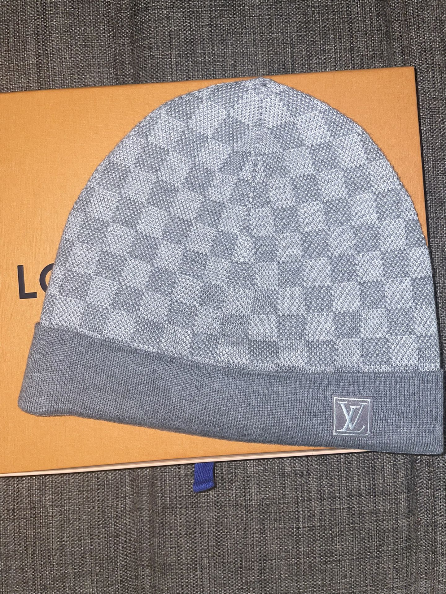 Louis Vuitton Hat Light Grey 