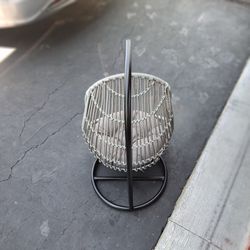Swinging Egg Chair