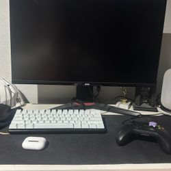 Monitor And Xbox