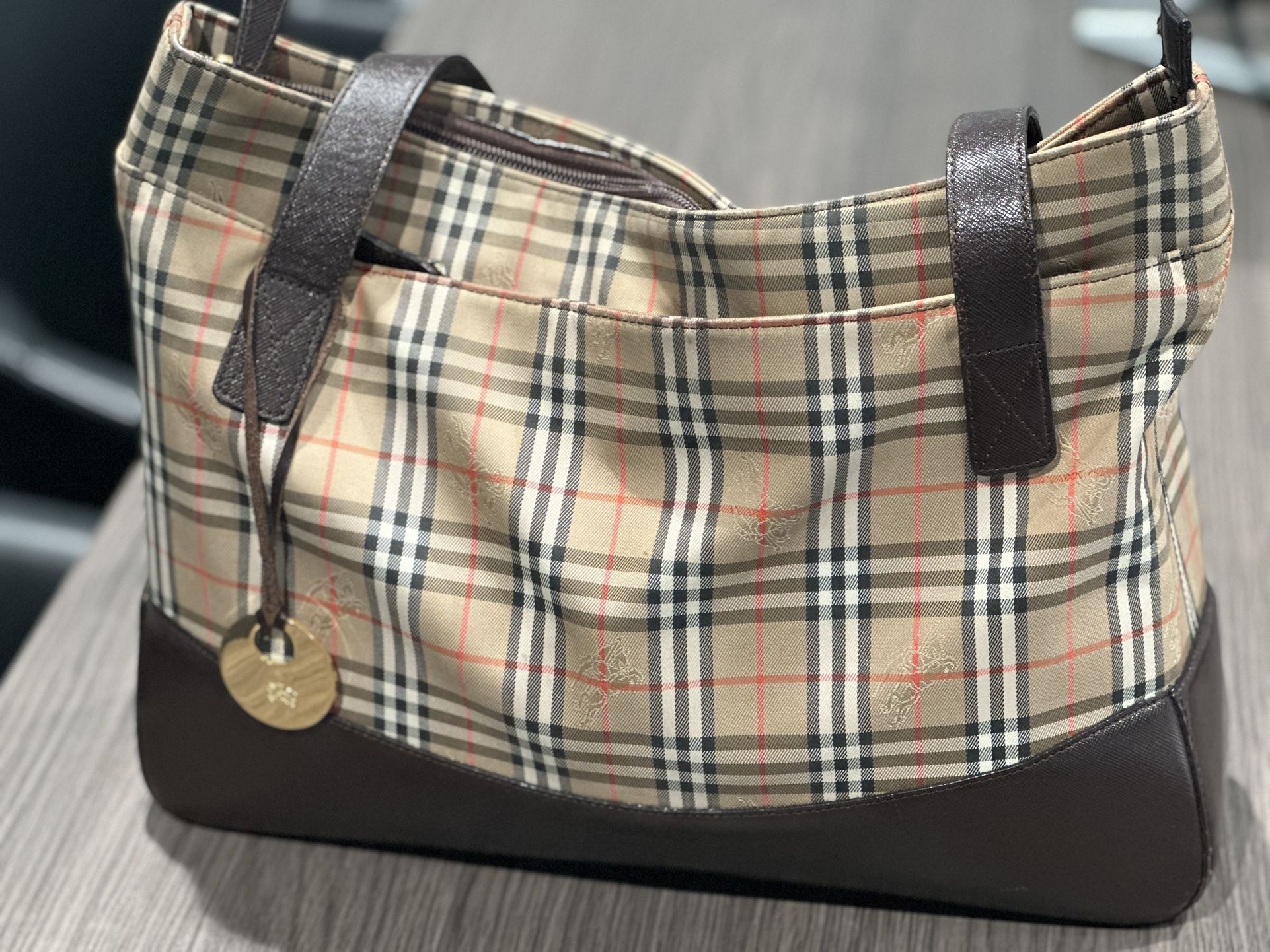 BURBERRY BLACK HAYMARKET CANVAS SHOULDER BAG