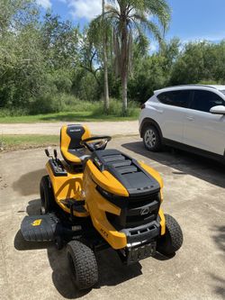 Cub Cadet Riding Mower