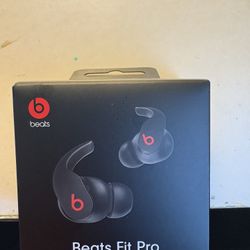 Beast Earbuds Bluetooth   ( Hesperia Ca )