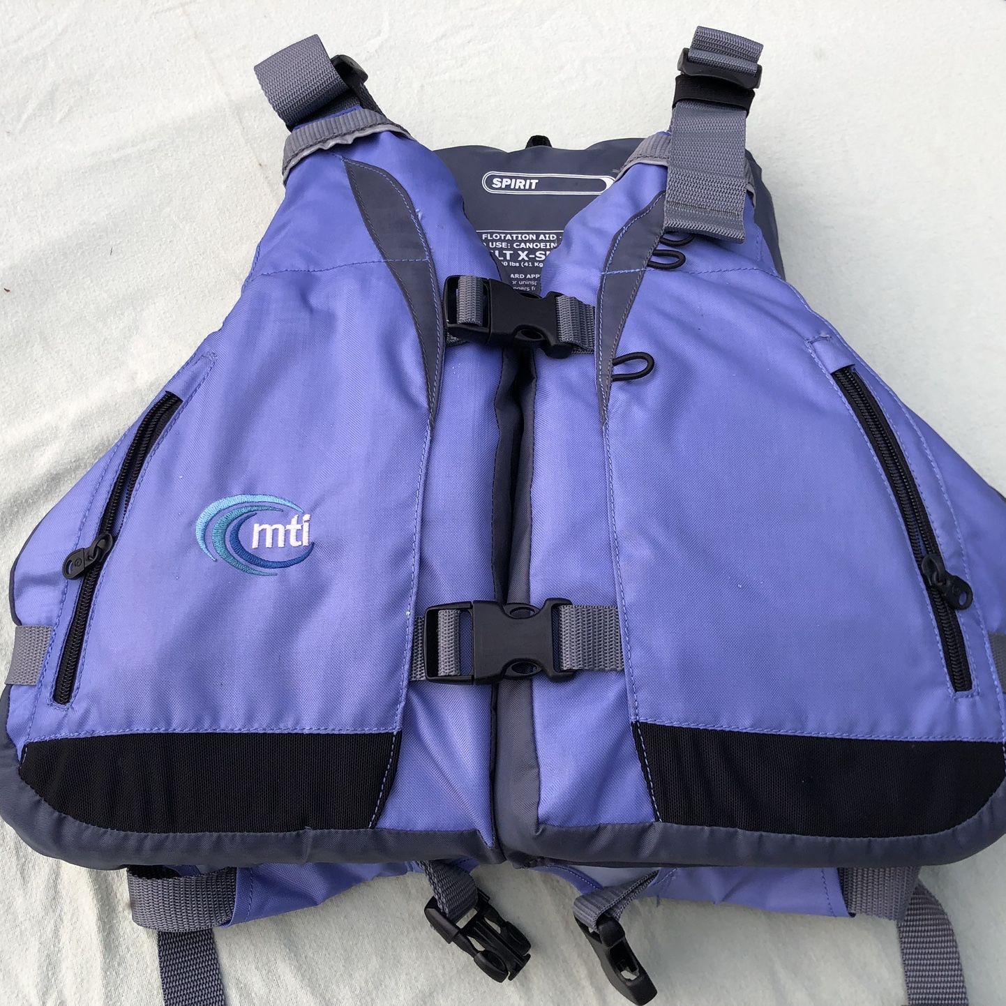 MTI Spirit PFD Adult small-like new for Sale in Bellevue, WA - OfferUp display picture 1